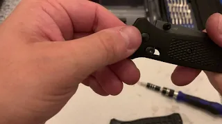 Benchmade Bailout Disassembly and Axis Lock Disassembly in General