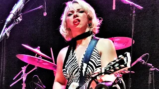 Samantha Fish "I Put a Spell on You" passionately delivered performance up close @Bells Eccentric