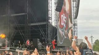 Five finger death punch - Wash it all away (live in Prague 22.06. 2022)