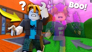 BEATING PLAYERS with INFINITE GHOST in MM2.. 😂 (Murder Mystery 2) *Funny Moments*