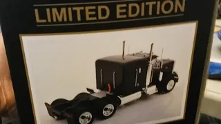 1:18 67 peterbilt by Roadking