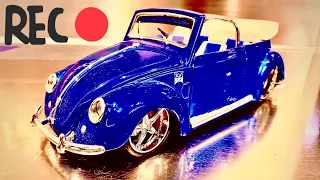 1951 WW Beetle Convertible 1:18 Diecast car by Maisto