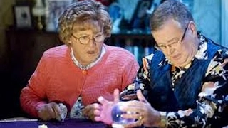 Mrs  Brown's Boys   S02E02   Mammy's Coming!
