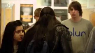 my mad fat diary blur VS oasis scene