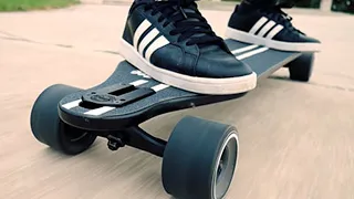 Die 7 besten elektrischen Skateboards auf Amazon