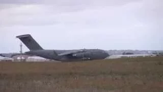 RAAF Boeing C-17A Globemaster Take Off Avalon Airport (Stallion 40 )