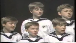 Wiener Sängerknaben (Vienna Boys Choir) | Concert in Tokyo (1983)