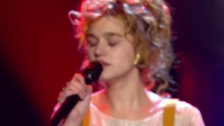 Iandara Brobecker - La Vie En Rose - Blind Audition - The Voice of Switzerland 2013