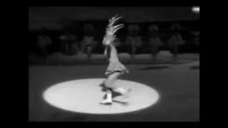 Sonja Henie skates - ICELAND (1) 1942