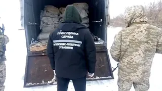 Саджанці на понад мільйон гривень. Вантажівка з товаром не доїхала до Росії