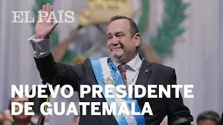 ALEJANDRO GIAMMATTEI jura cargo como presidente de #GUATEMALA