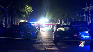 8 shot in Savannah drive-by