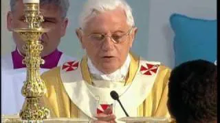 Benedicto XVI: Misa multitudinaria en el Terreiro do Paco de Lisboa
