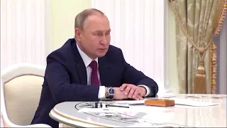 Vladimir Putin and Viktor Orban talk gas