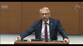 Акад. Денков към ГЕРБ: "Дотолкова си вярвате в лъжите, че даже сте забравили, че има факти"