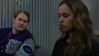 13 Reasons why 4x10 - Jessica Bryce hospital scene