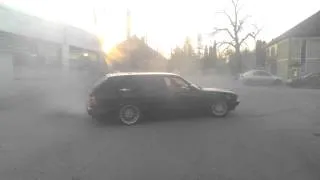 CRAZY BMW E34 525 TDS - DRIFT, Donuts, Powerslides, REVS, Wheelspins - 1080p HD