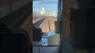 近鉄電車の並走…