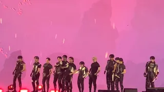 230721 세븐틴 (SEVENTEEN) - HOT 핫 단체 직캠 @ 2023 FOLLOW TO SEOUL CONCERT 팔로우 서울 콘서트