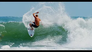 Mick Fanning at 120 frames per second | Dodging the Lineup