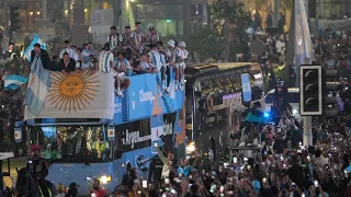 Champion Argentina🇦🇷 celebrated on bus parade in LUSAIL🇶🇦