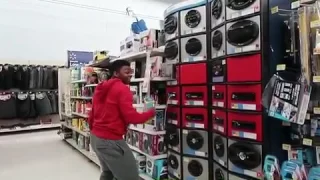 MICHAEL LUZZI SPEAKER PRANK AT WALMART(COPS CAME)