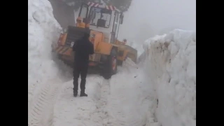 Уровень снега на Ай-Петри в Крыму. 07.02.2017