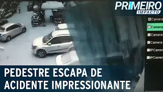 Homem escapa de acidente impressionante por centímetros  | Primeiro Impacto (20/04/21)