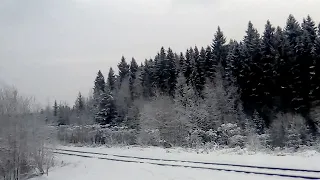 Поездом подъезжаем к г.Кирову с запада.