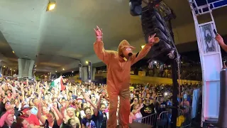 Fiesta San Antonio Texas... Scooby Papa La Tropa Estrella en vivo..