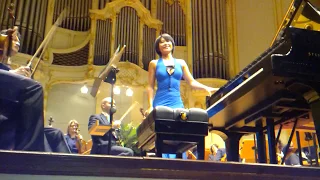 Yuja Wang - Applause & Encore - Laeiszhalle Hamburg, Germany 2015-03-04