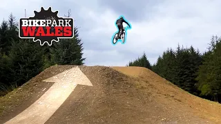 RIDING NEW FEATURES AT THE BIGGEST UK BIKE PARK!