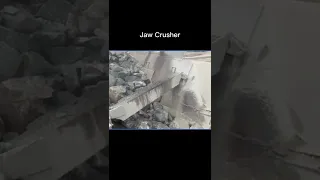 jaw crusher working now video show