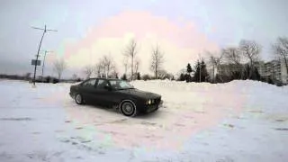 FIRST WINTER WITH MY BMW E34 525i - SNOW FUN Part 1 - DRIFT, BURNOUTs [4K GoProHero4]