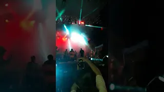 6ix9ine jumps on the audience - turkey concert 2022