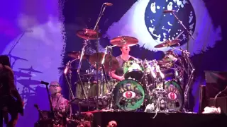 Alice Cooper Band Glen Sobel Drum Solo 20151013 Toledo OH