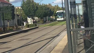 Tramway ligne 1 à l’arrêt Jean Moulin