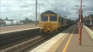 Trains at Wigan North Western 13/09/2018