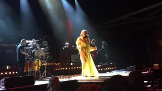 Florence + The machine - Sweet Nothing (live)