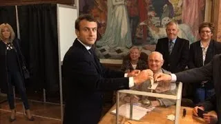 Macron casts his vote in presidential run-off