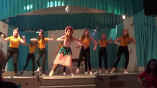 Танец пчелы на мисс осени 2019 (город Шахты, школа №38, класс 9"Б")