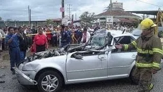 Подборка Аварии и ДТП на дорогах Октябрь  2013 Russian Car Crash compilation