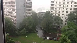 Москва 06.06.12 сильный ветер, дождь, град, гроза