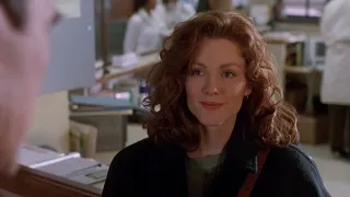 JULIANNE MOORE was in THE FUGITIVE