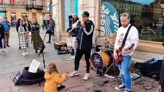 Habib - "Ягода малинка", в исполнении кавер группы "АЙДАХО" на Невском проспекте в Санкт-Петербурге