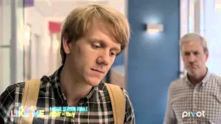 Please Like Me: Josh Takes His Parents To The Hospital With Him