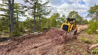 Caterpillar D7g Bulldozer Starts Season with Construction of a Challenging New Road #caterpillar