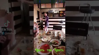 Мужиков надо любить и ценить.