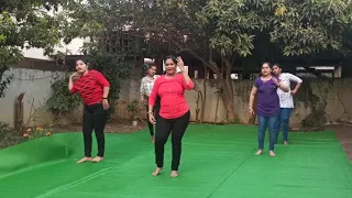 Women's Day Special dance on Hindi Old songs. #stay_fit.|Vaijanti's Fitness|