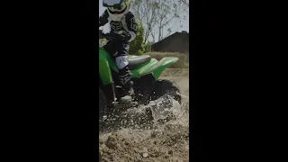 Lap after lap, #GoodTimes are to be had when the kids are on the #KFX90 and #KFX50. 🤘 #Kawasaki